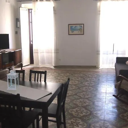 Le Tre Isole - By Ap